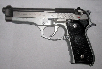 Pistole_Beretta_Mod.92FS_9mm_Luger